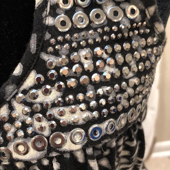 Express Razorback Tank - Picture 6 of 8